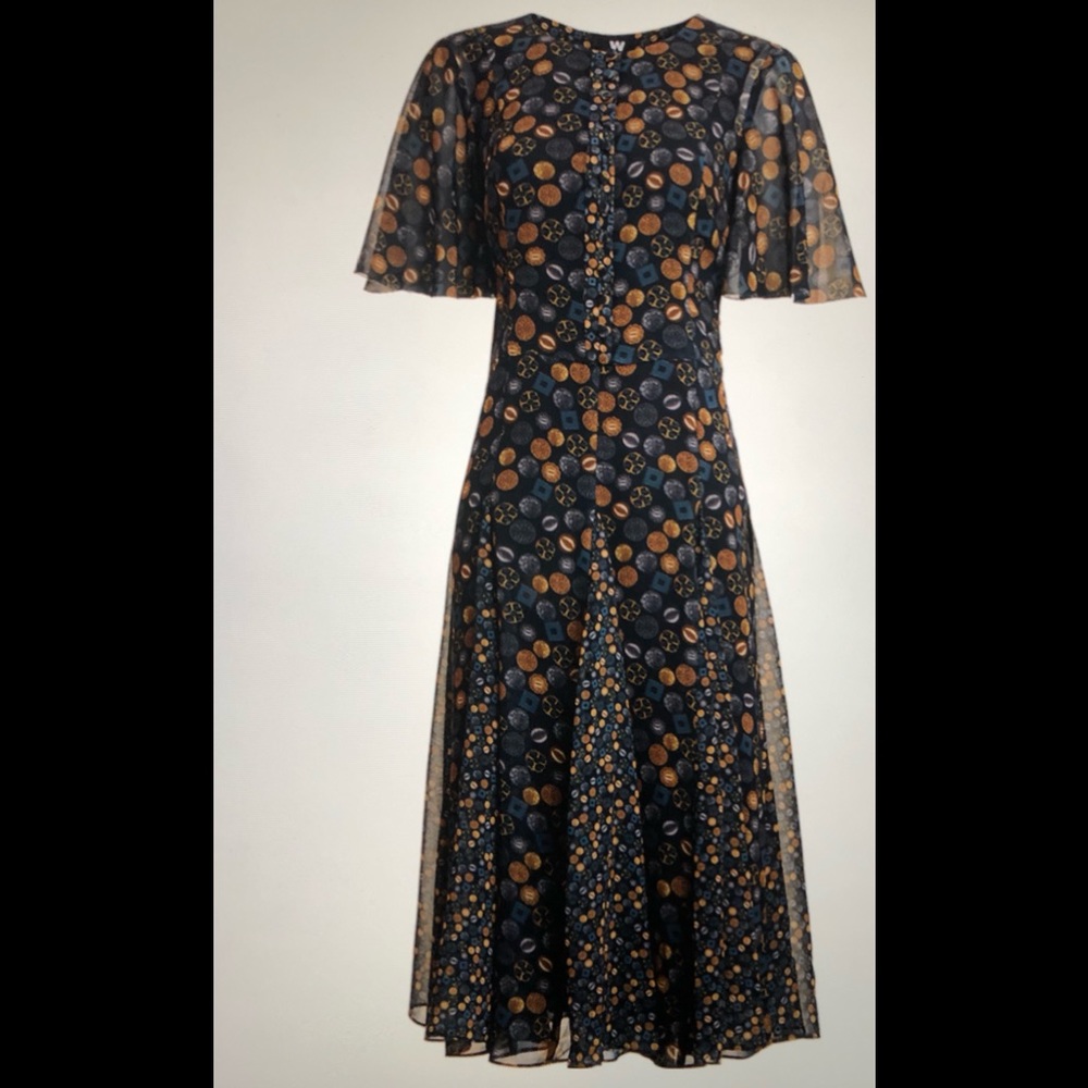 W BY WORTH COLLECTION CHIFFON FLUTTER DRESS 👗